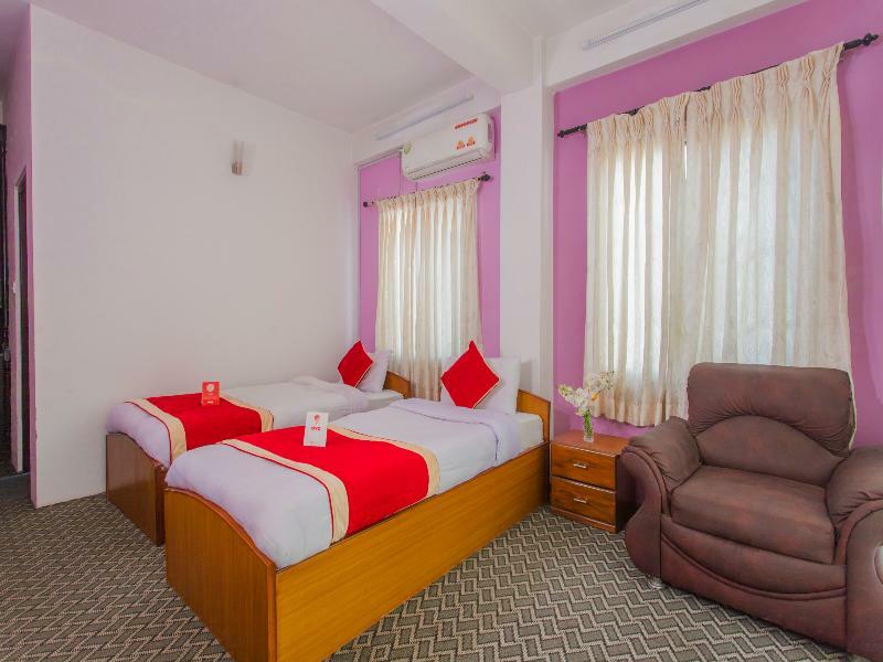 Oyo 135 Lost Garden Apartment And Guest House Catmandu Exterior foto